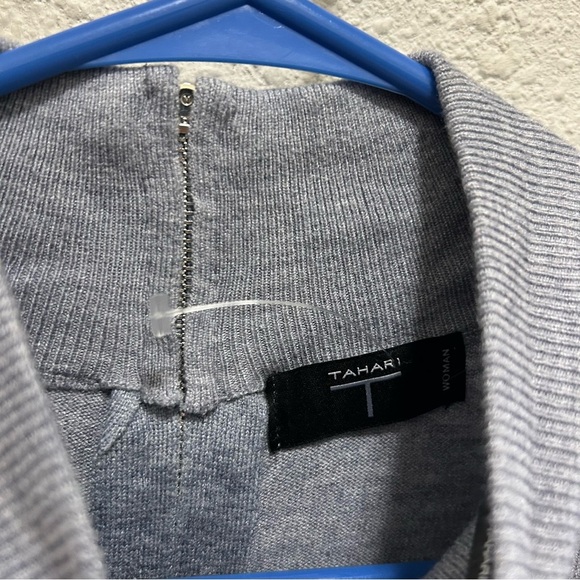 T Tahari Grey Women's Mock Neck Zipper Back Sweater NWT 1X - Picture 4 of 7